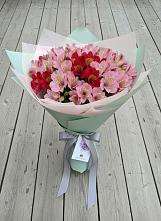 Букет цветов из:  Альстромерии в Тулуне
