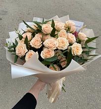 Букет Кремовые розы Латте в Тулуне
