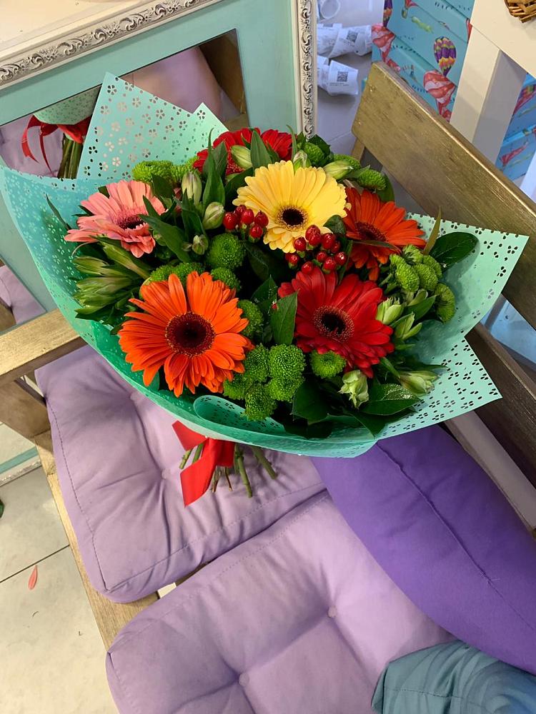 Букет цветов из: Герберы, Хризантемы и Альстромерии в Тулуне