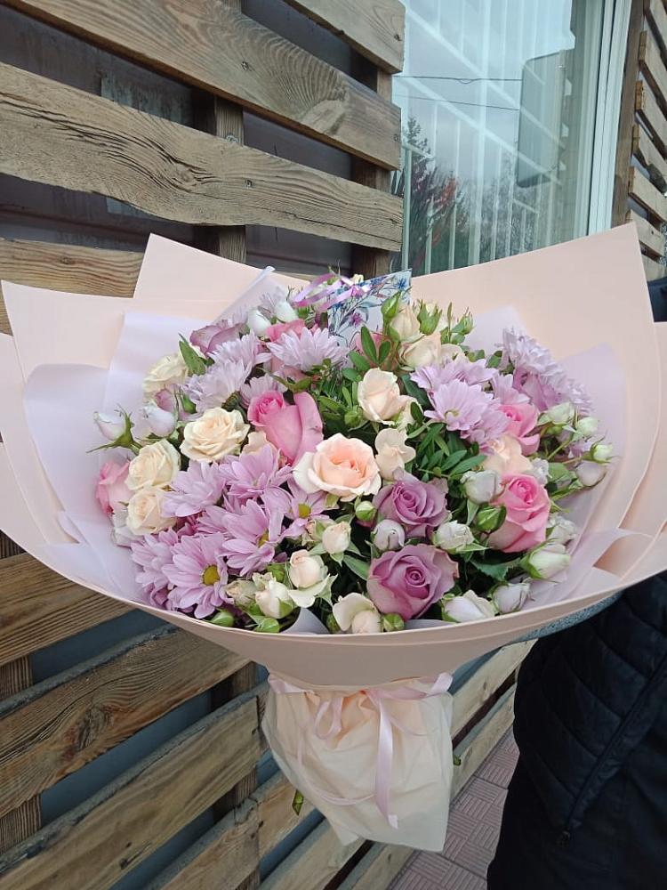 Букет цветов из: Розы и Хризантемы в Тулуне