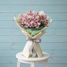 Букет цветов из:  Орхидеи и Розы в Тулуне