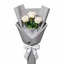 Букет 3 белые розы в Тулуне
