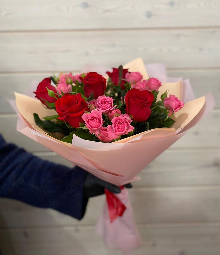 Букет цветов из: Розы в Тулуне