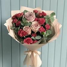 Букет цветов из:  Гвоздики и Розы в Тулуне